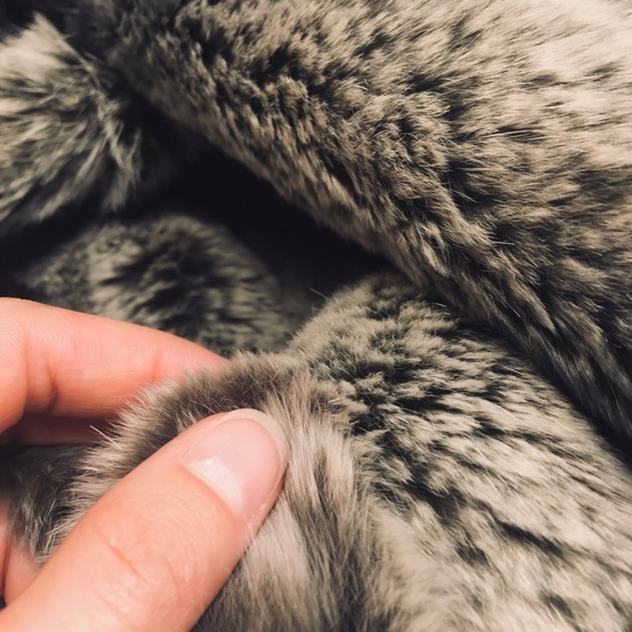 Genuine Fur-Trimmed Caché Jacket - Picture 5 of 8